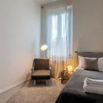 Guesthost - Casa60 * Parme
